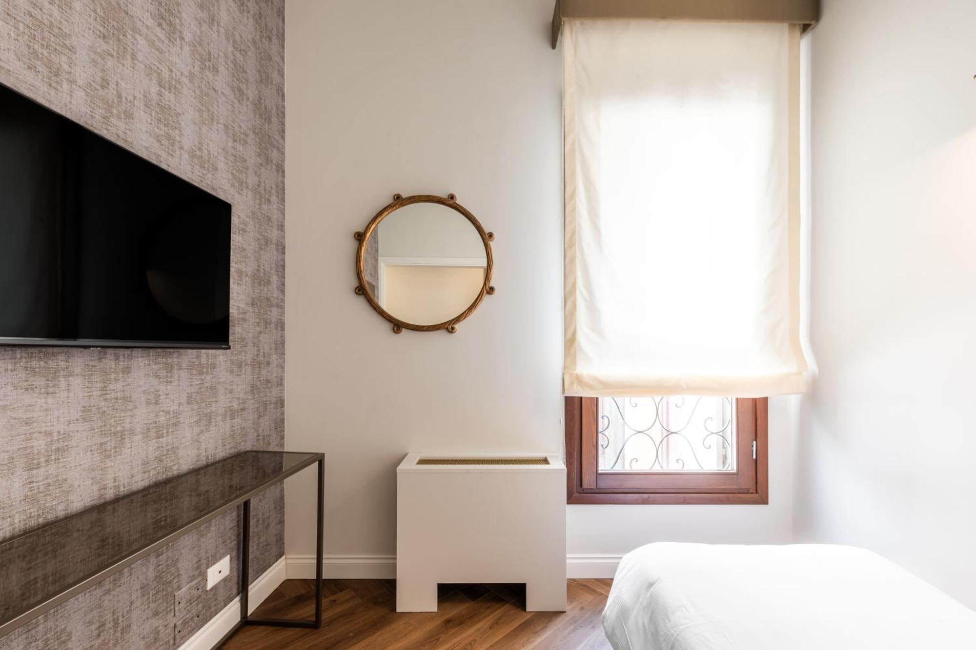 Triple Room,1773685695:JPEG